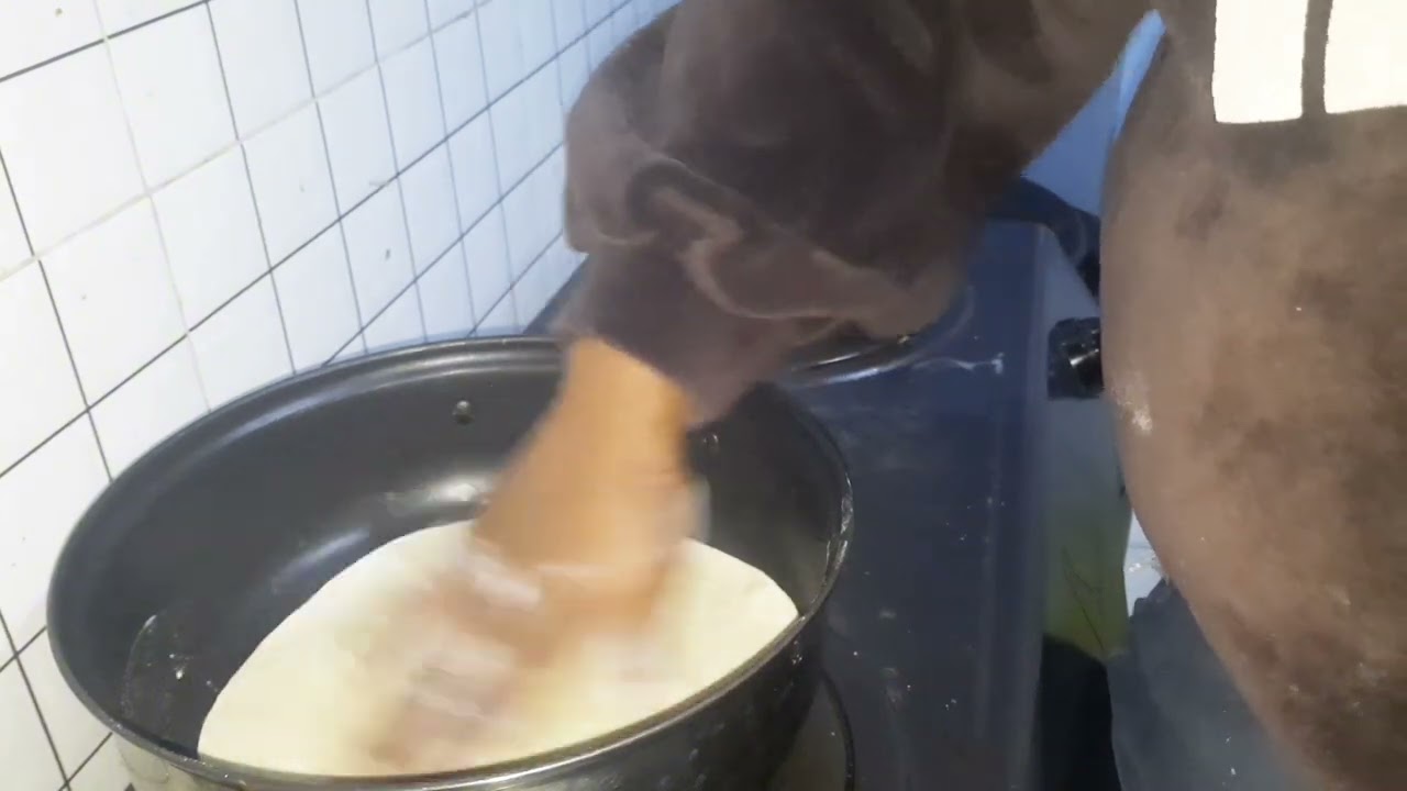 Tasty layered soft chapatis .How to make soft chapatis with layers |cook with me