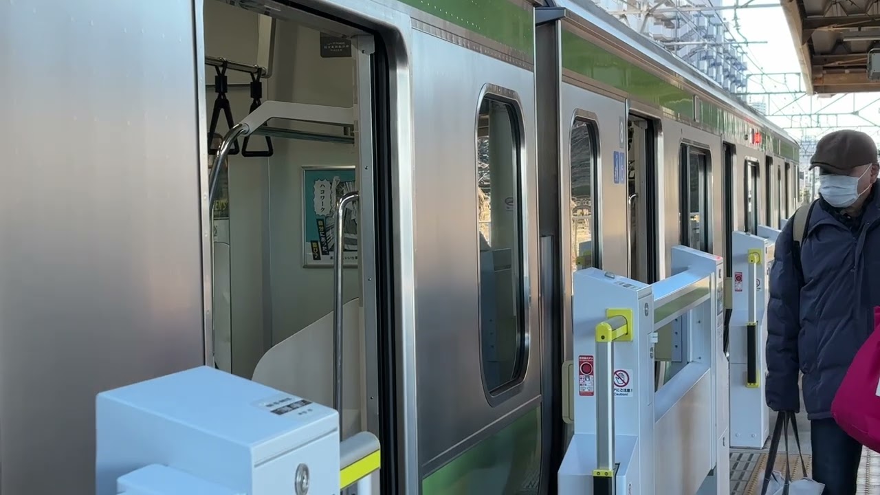 【ワンマン化前】横浜線が相模原駅2番線に到着・発車メロディー『Water Crown(低い)』を鳴らして発車するシーン