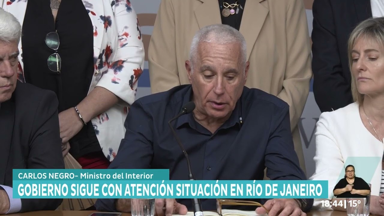 El ministro del Interior, Carlos Negro, fue recibido por la Comisi&oacute;n de Presupuesto del Senado.