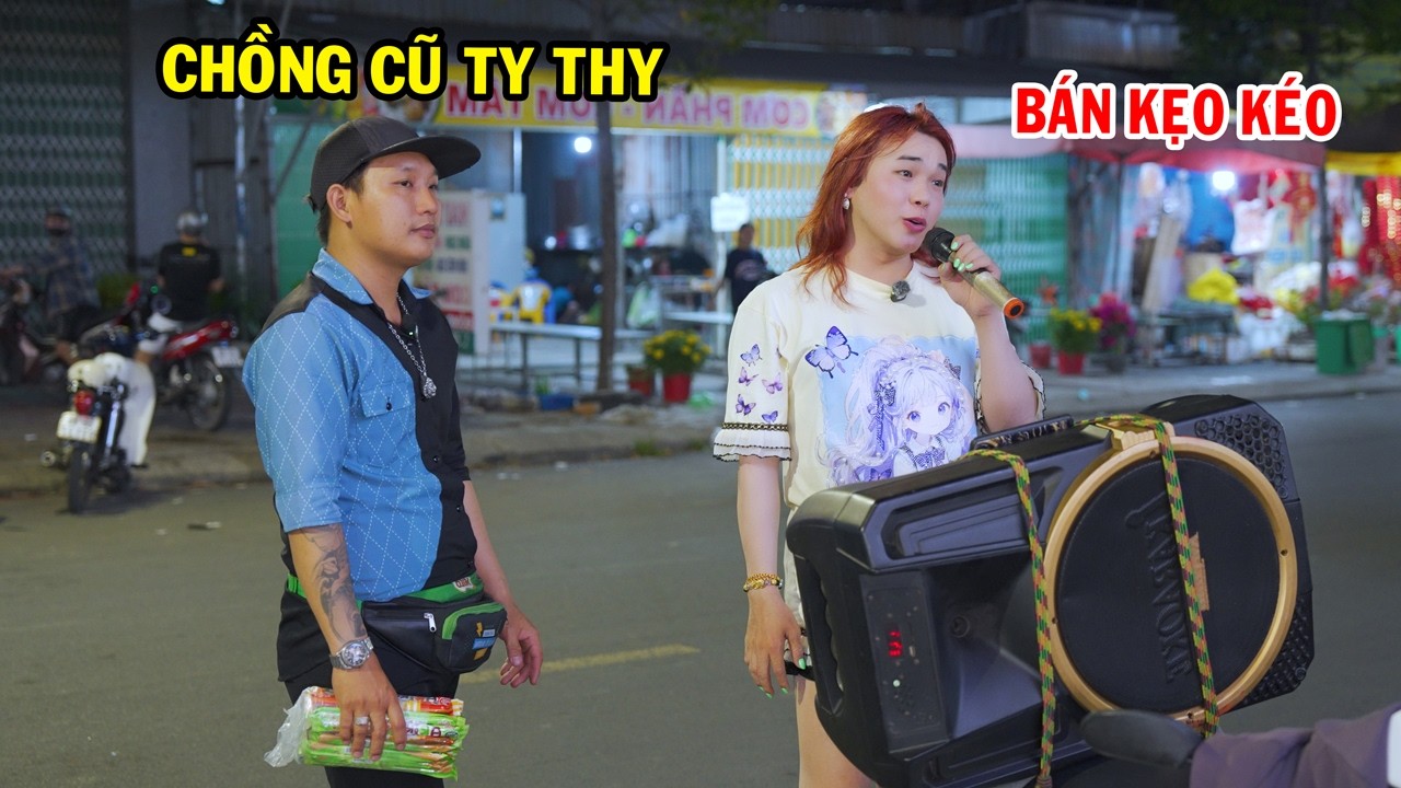 Ty Thy gặp lại chồng cũ bán kẹo kéo - Ty Thy Vlog Gỏi đu đủ về ăn Tết