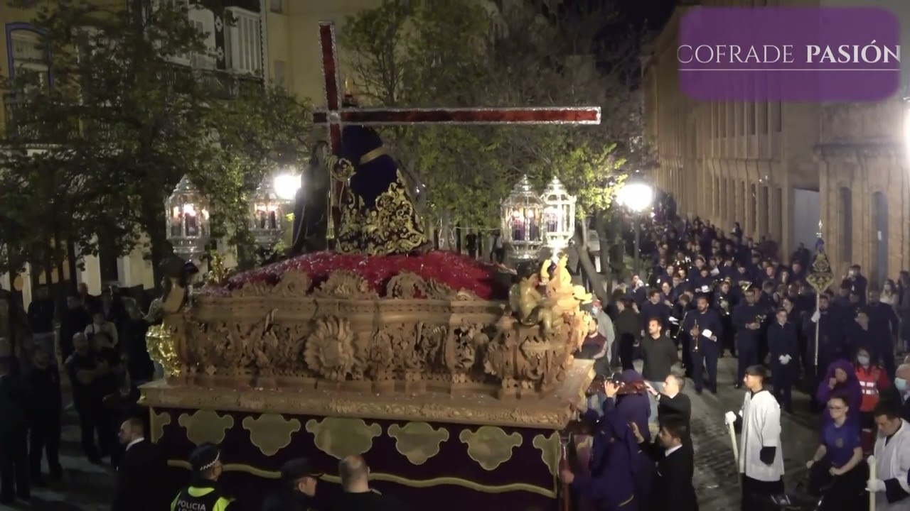 Jesús Nazareno por C/ Plocia y Santo Domingo (Semana Santa Cádiz 2022)