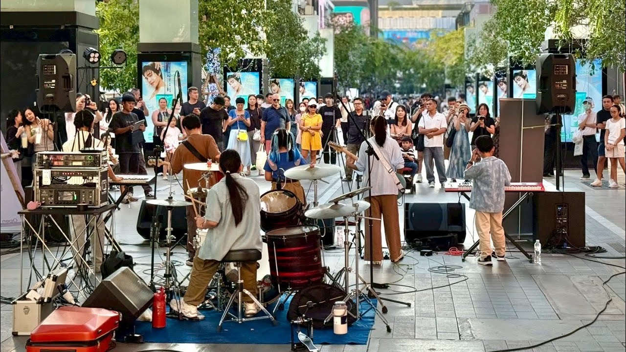 วัดปะหล่ะ #4eve #siamsquare #siamwalkingstreet #siam #cover #music #ถิงถิงไมค์ทองคำ #ถิงถิงวรษา 
