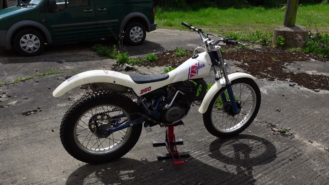 1985 Yamaha TY250 Mono, 80s Kickstart, trials machine