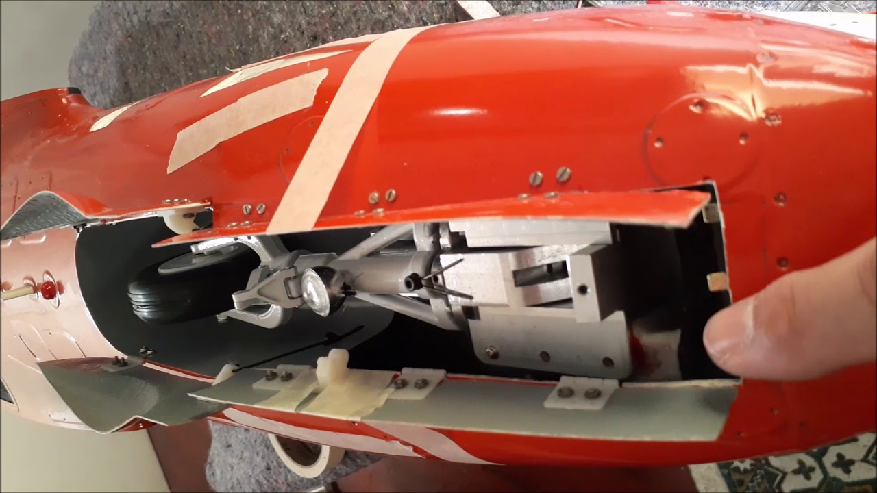 Tucano T27 - TP Juniaer. Montagem tampas do Cowl - Trem de pouso Johnny Simões