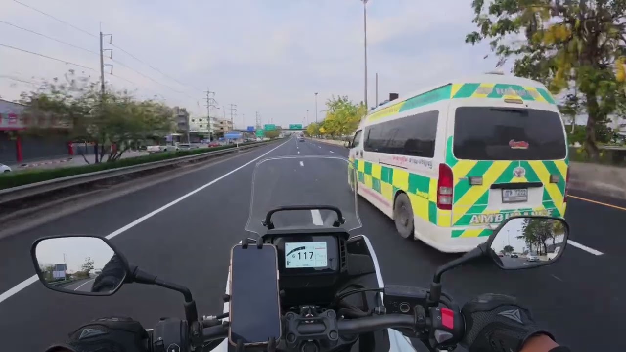 HONDA Nx500 - (รถที่ผมสามารถใช้ในชีวิตประจำวันได้จริงๆ)