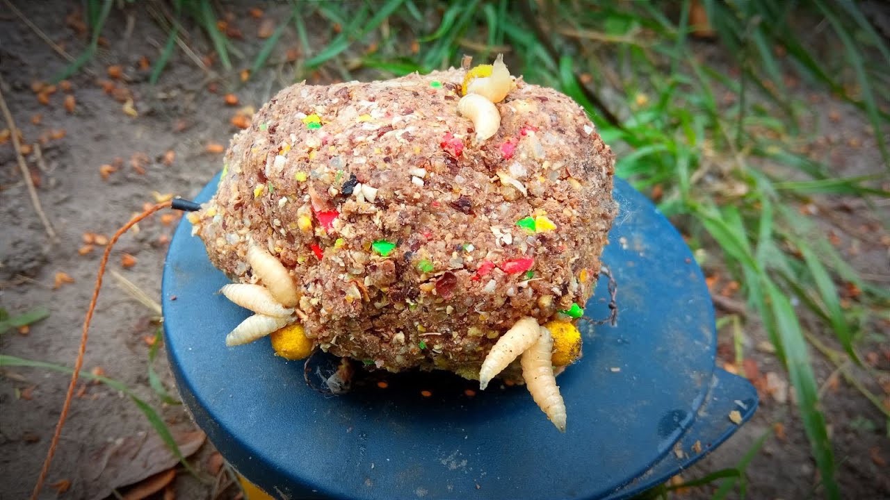 ЗА КРУПНЫМ КАРАСЕМ НА МАЛУЮ РЕЧКУ. Рыбалка на кормаки (пружину)