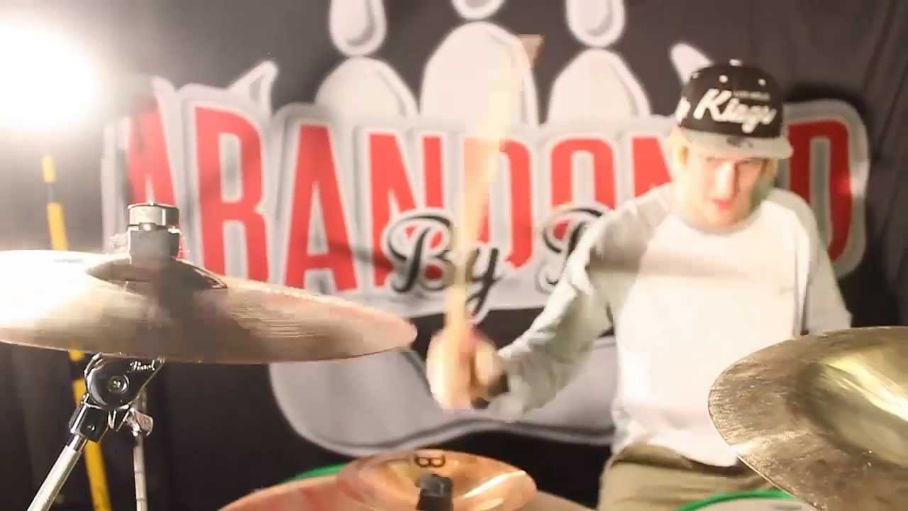 Abandoned By Bears - Happy Ending [STUDIO VIDEO]