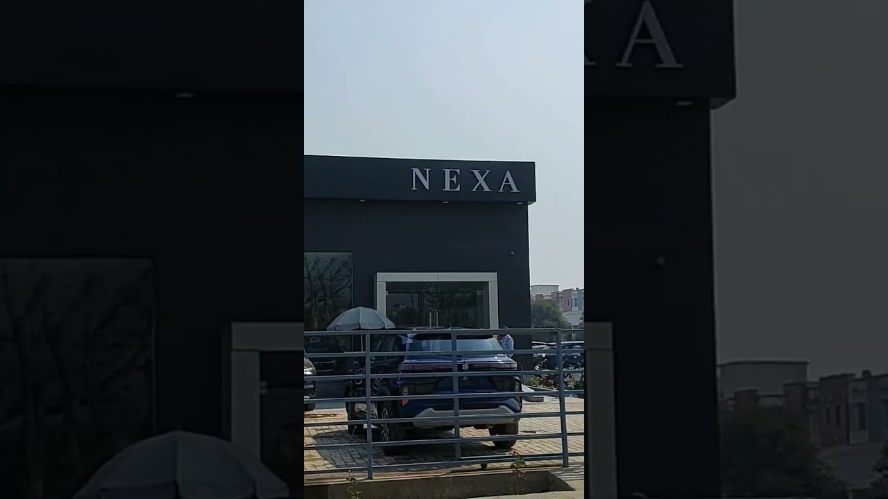 Maruti Nexa Showroom