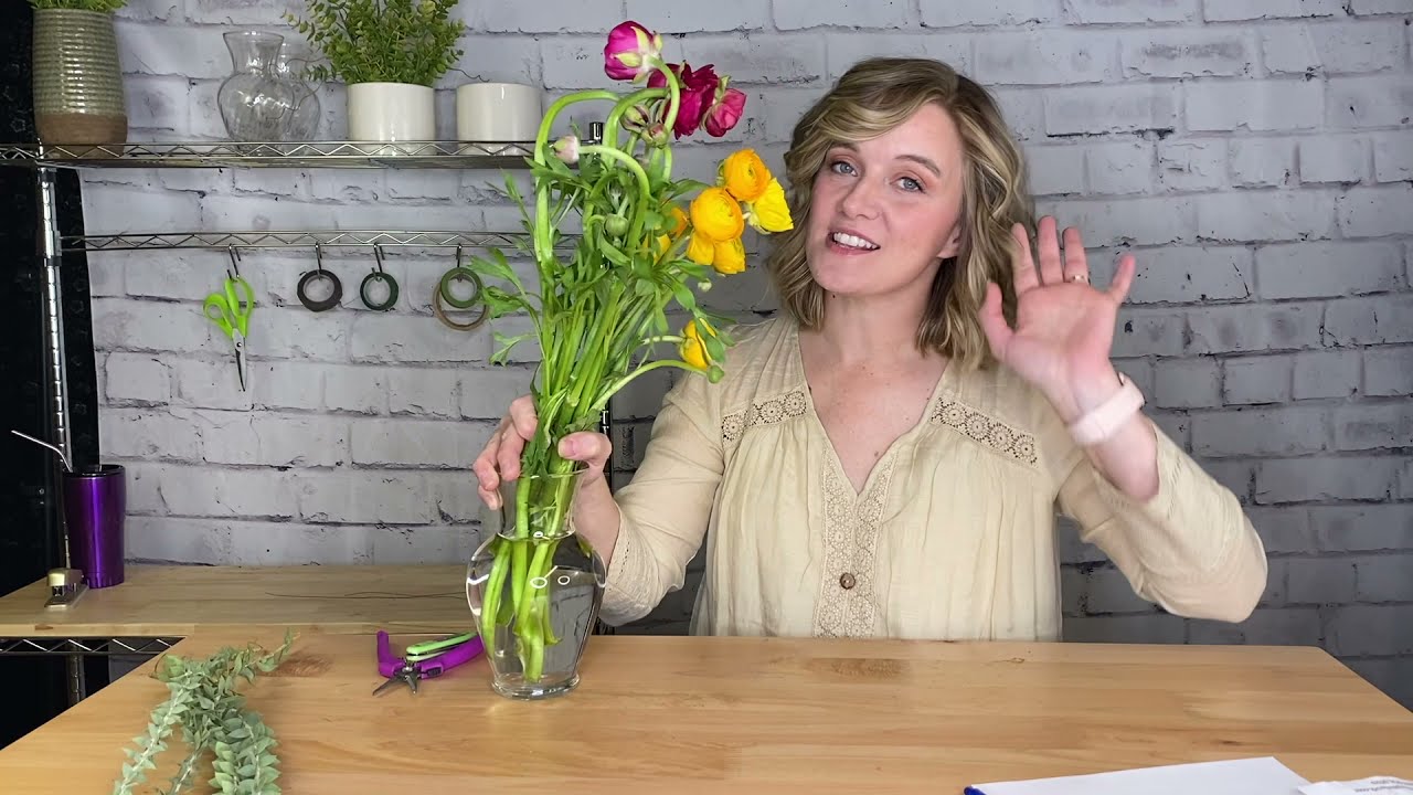 Flower arrangement with Ranunculus