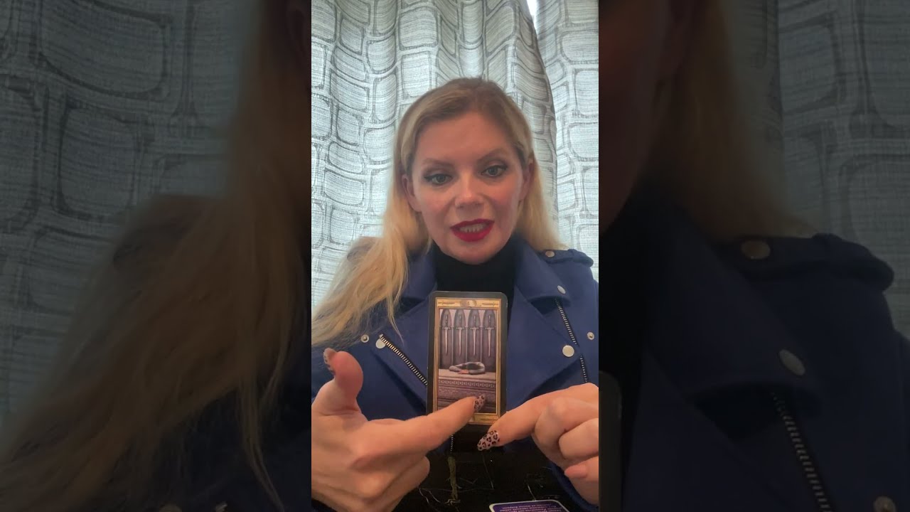 Четверка Мечей - используйте время покоя и одиночества для анализа и переосмысления своей жизни