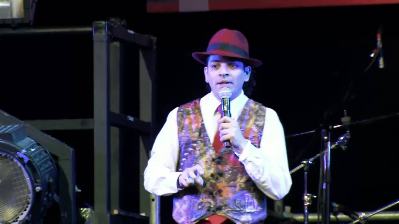Cristian Albornoz - Stand up argentino Ciudad Emergente 2014 - Parte 2 - 