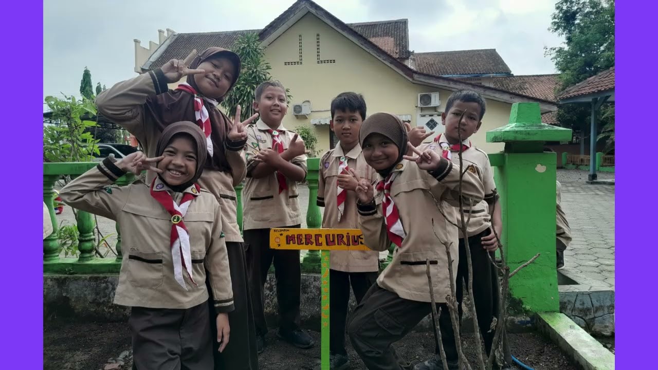 P5 Tema Gaya Hidup Berkelanjutan (Menanam Ubi Ungu) dan Tema Kewirausahaan (Membuat Bola Ubi Ungu) 