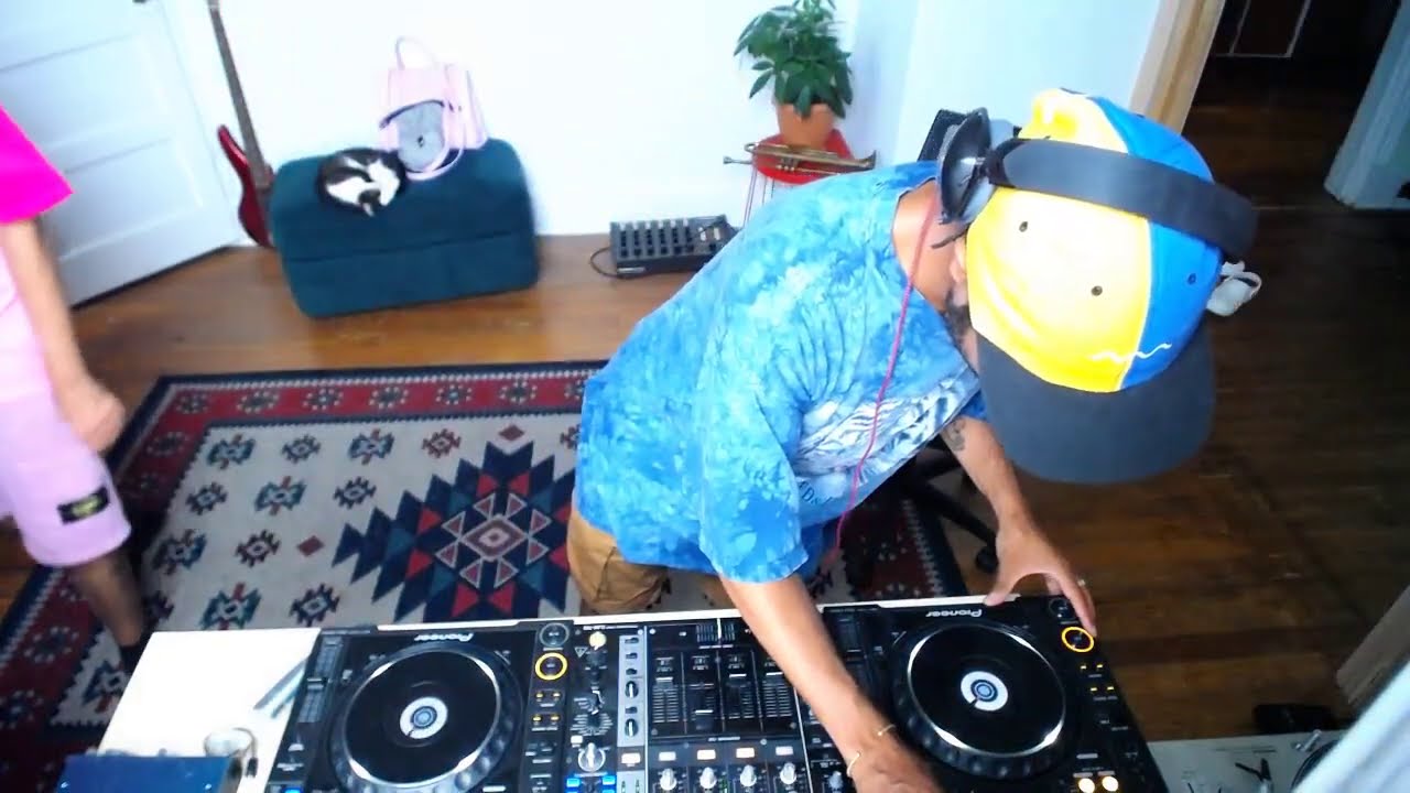 AceMo, MoMa Ready & DJ SWISHA B2B @ The Lot Radio (August 13 2020)