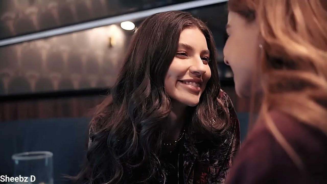 Lorena & Juquinha - Kiss Me