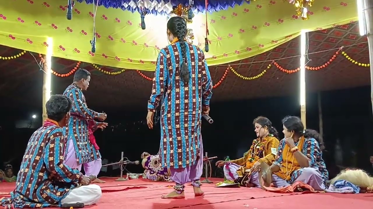 Odia Pala aadhunik Kavita Odia pal aur aadhunik Kavita Mithun wala video dikhao like share karo🙏🏻🥰👍🏻