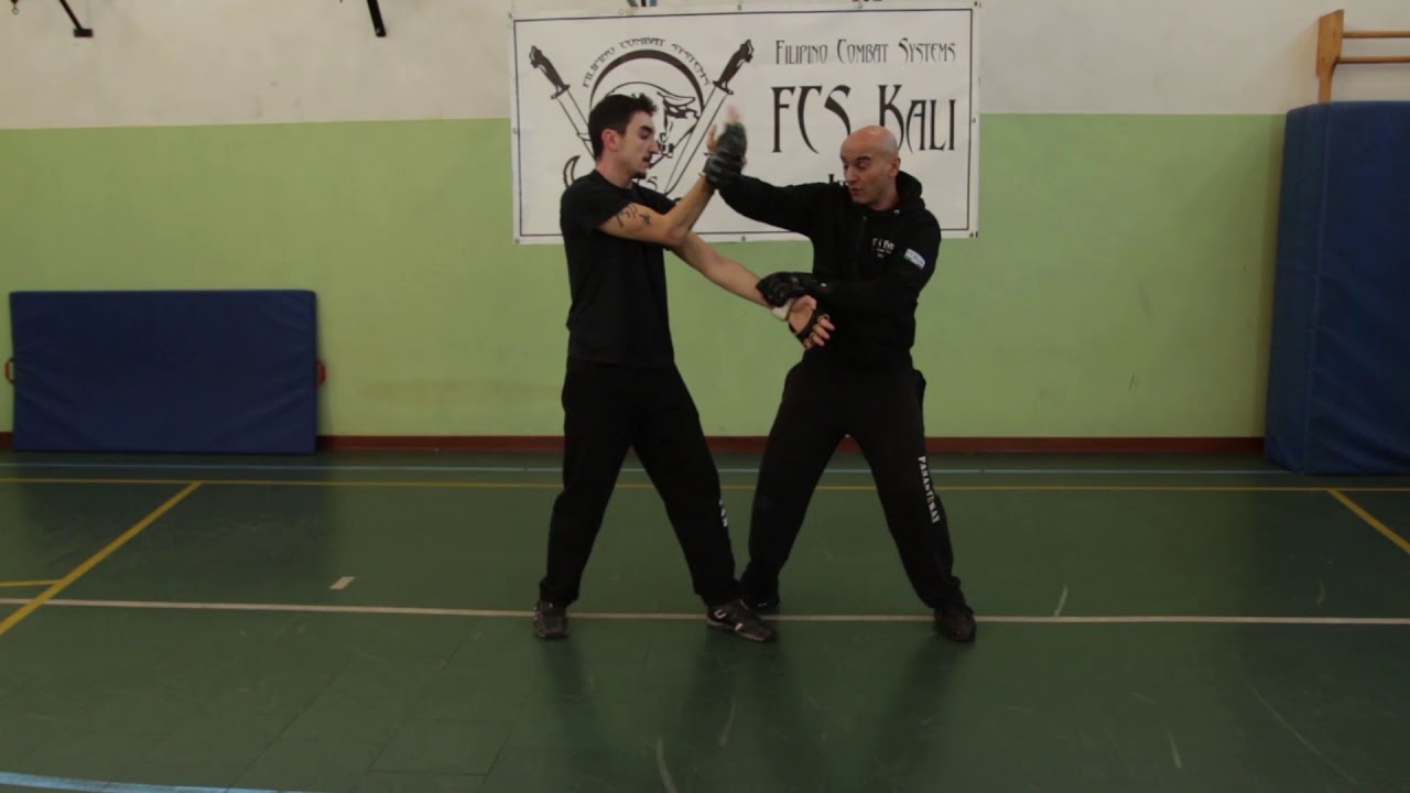 Kali Filippino Milano | Panantukan – Tutorial Tecnica Palusut (Accademia Tao)