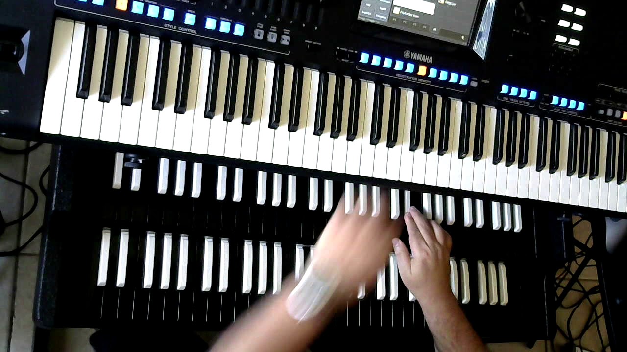 Perdón (Bolero) - Omar Garcia - Crumar Black  Mojo + Yamaha Genos