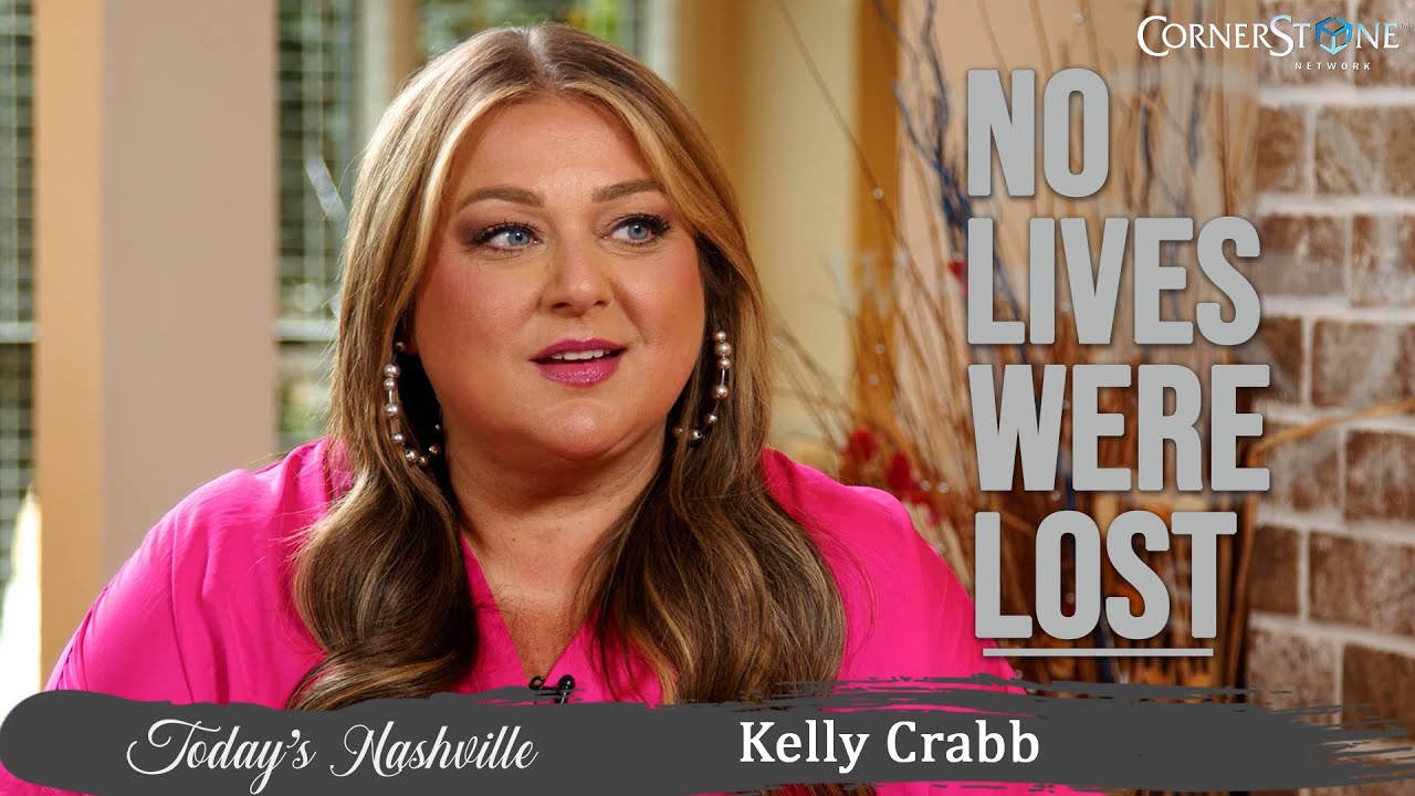 Kelly Crabb on her family tour bus crash that could have been fatal but... | Today's Nashville