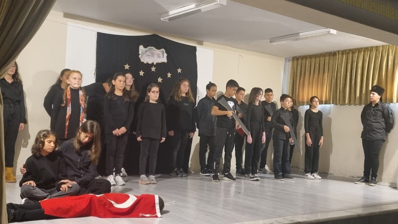 Şehit Yüzbaşı İlker Acar Ortaokulu 10 Kasım Töreni “Yaşadım Diyebilmen İçin” oratoryosu