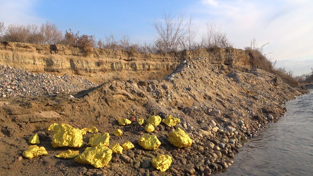 Digging Diamonds and Gold Nuggets for Millions! (This is Gold Rush)