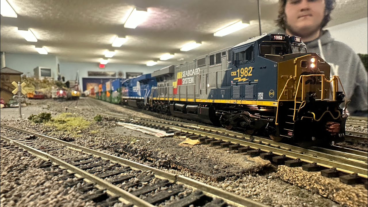 Railfaning at KVRA Model railroad club