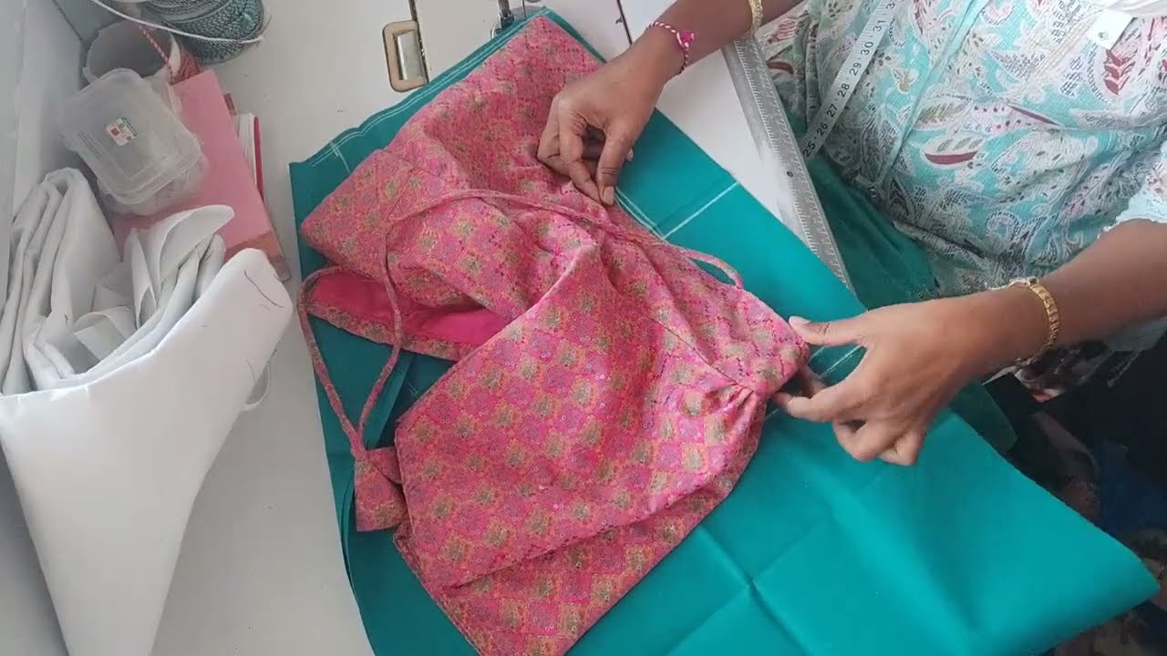 Biginners కోసం ఆది బ్లౌస్ తో బ్లౌస్ కట్టింగ్ #blouse #fashion #diy #womensfashion #handbroidery 