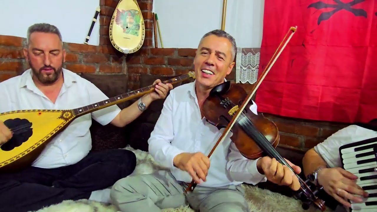 Ilahi këndon Sadik Fazliu 