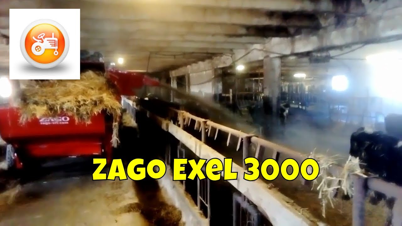 Zago Exel 3000 bale shredder in action