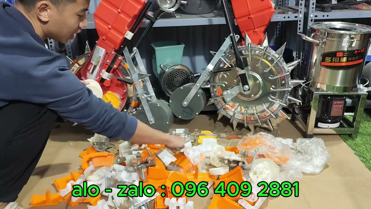 2 mẫu máy gieo hạt , máy trồng ngô , máy tỉa bắp loại 12 mỏ và 16 mỏ tốt nhất hiện nay