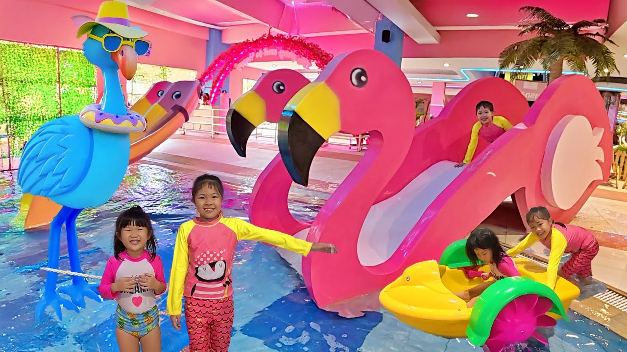 Main Perosotan Flamingo, Perahu dan Berenang Playground Air Anak Tropikana