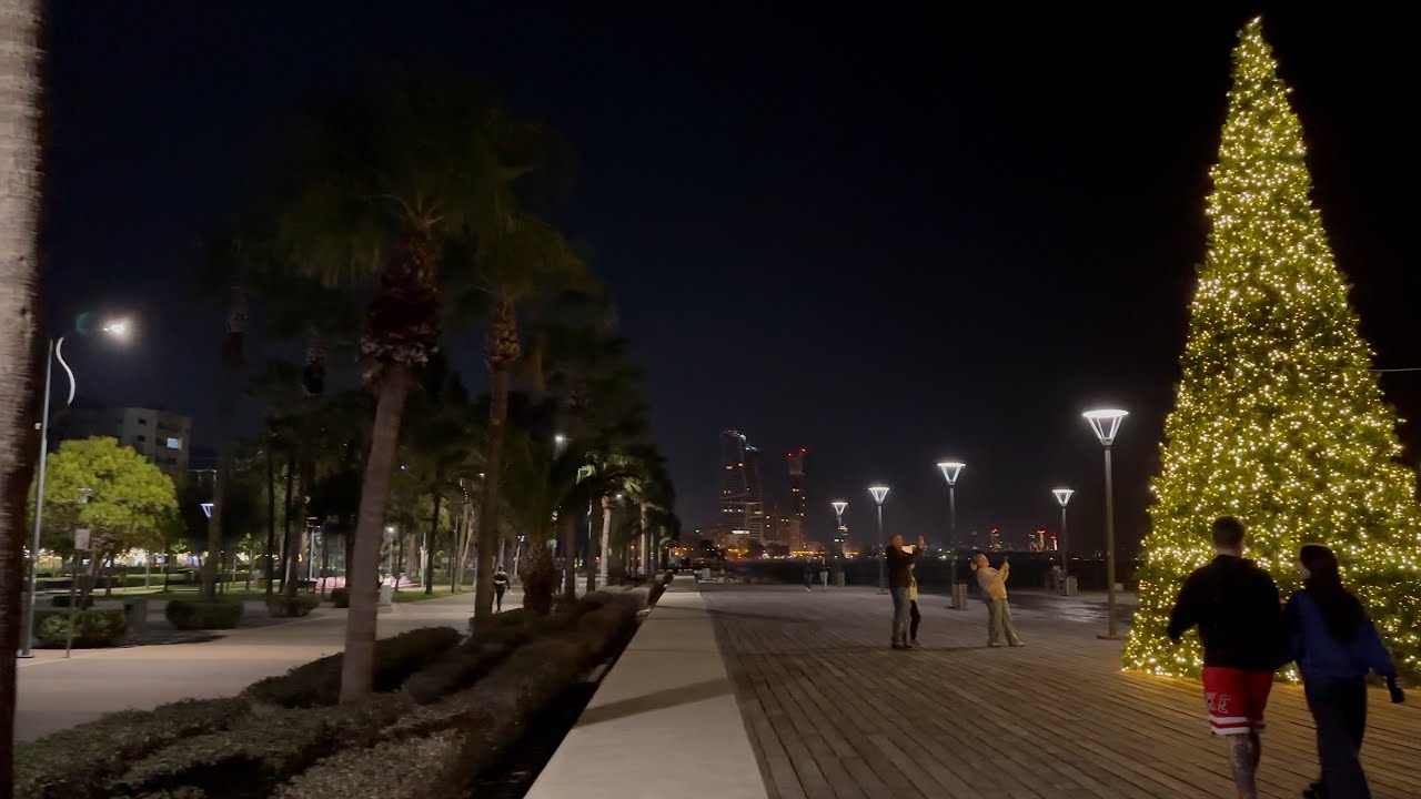 4k WALK | CHRISTMAS vibes in the OLD PORT and MOLOS Limassol