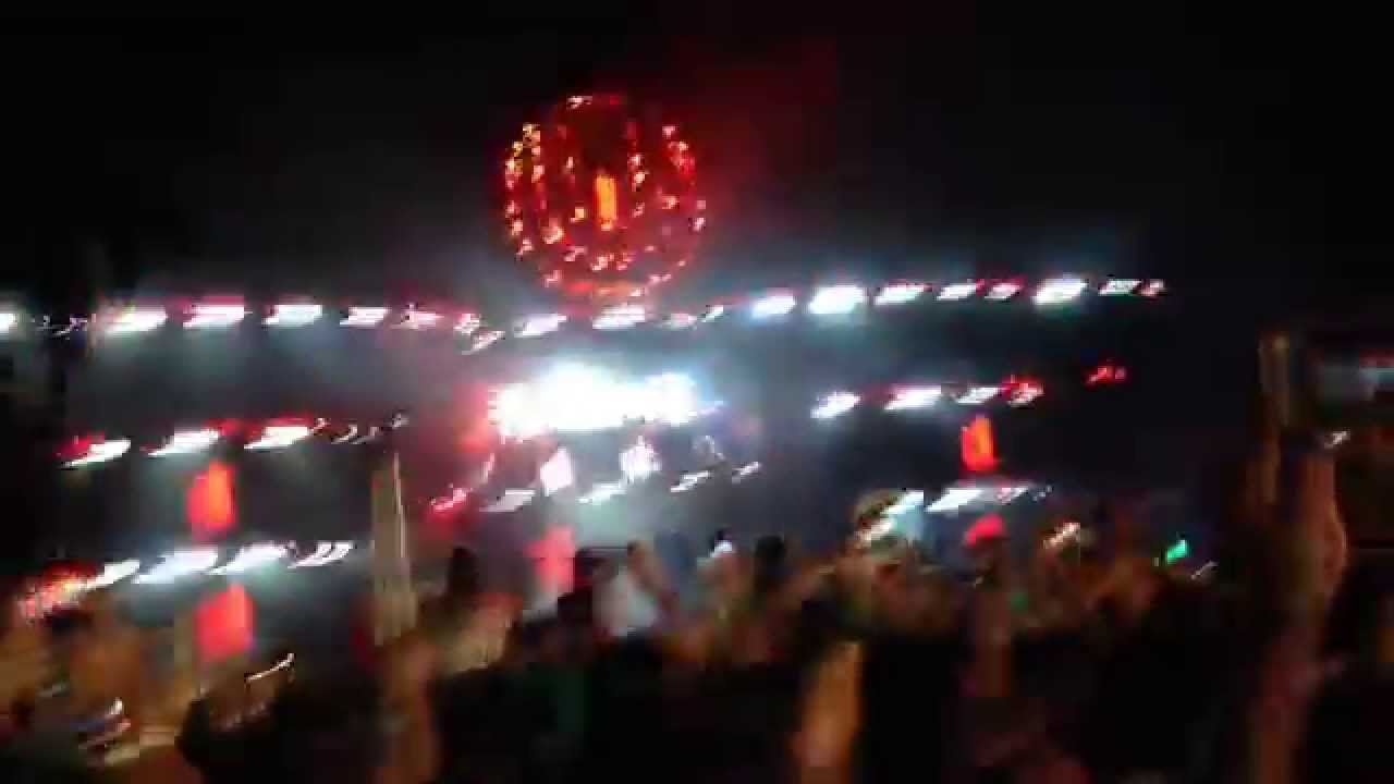 Skrillex Intro (Ultra Miami 2015)