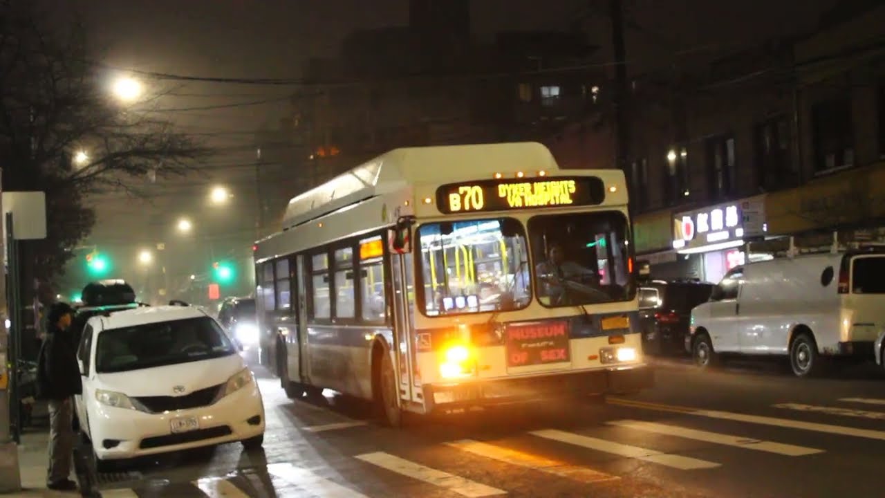 MTA NYCT: 2012 NFI C40LF CNG #416 on the B70 to Dyker Heights at 8 Av/49 St