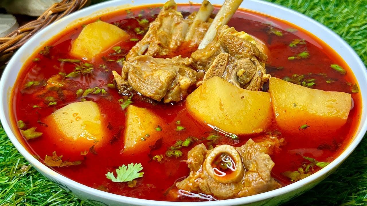 DEGI ALOO GOSHT - Isse Mazedar Aur Asaan Recipe Nahi | Aloo Gosht Ka Salan | Mutton Gravy By Fem