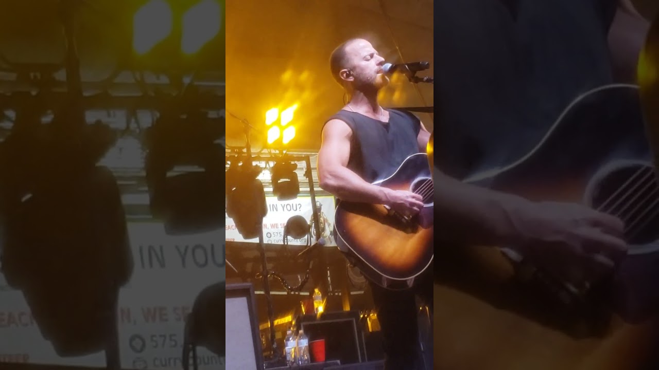 @KipMoore #clovismusicfestival 4/19/24 new song: Straight Line Boots ❤❤❤  Clovis, NM