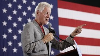 Bill Clinton&rsquo;s speaking fees overlapping with Foundation&rsquo;s business?
