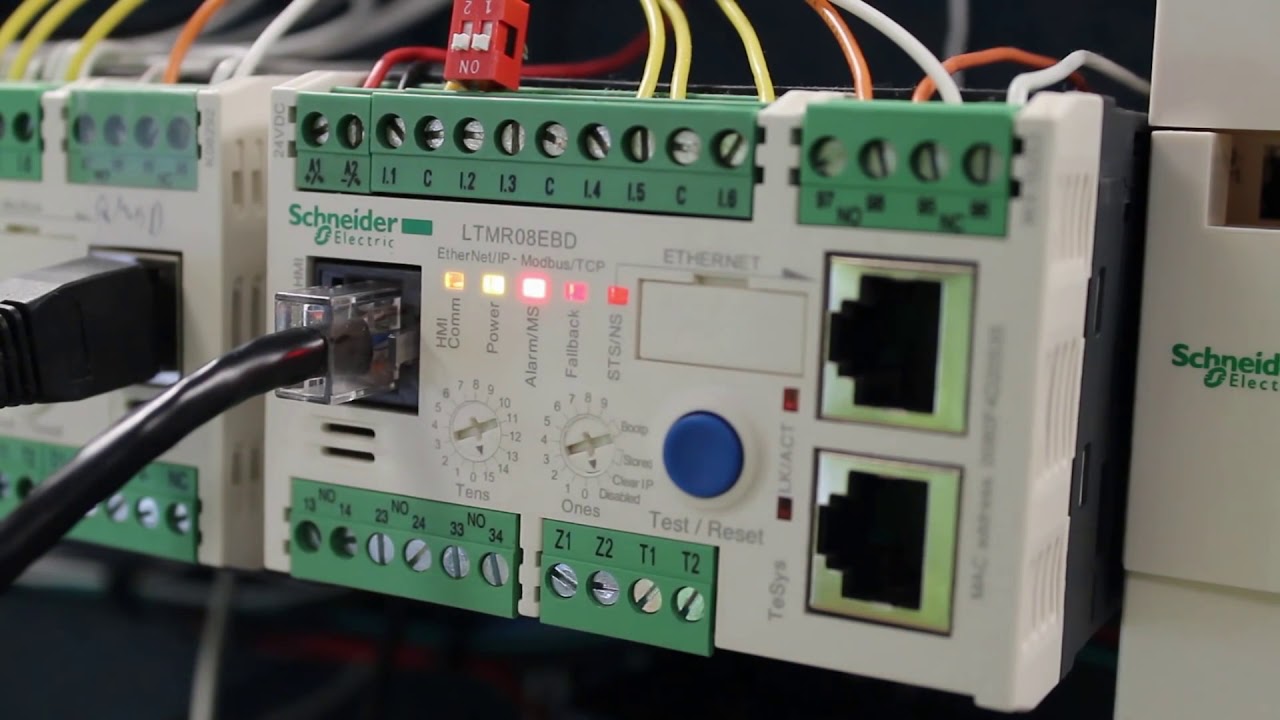 Tutorial de como restaurar un Tesys T de Schneider Electric a sus valores de fabrica.