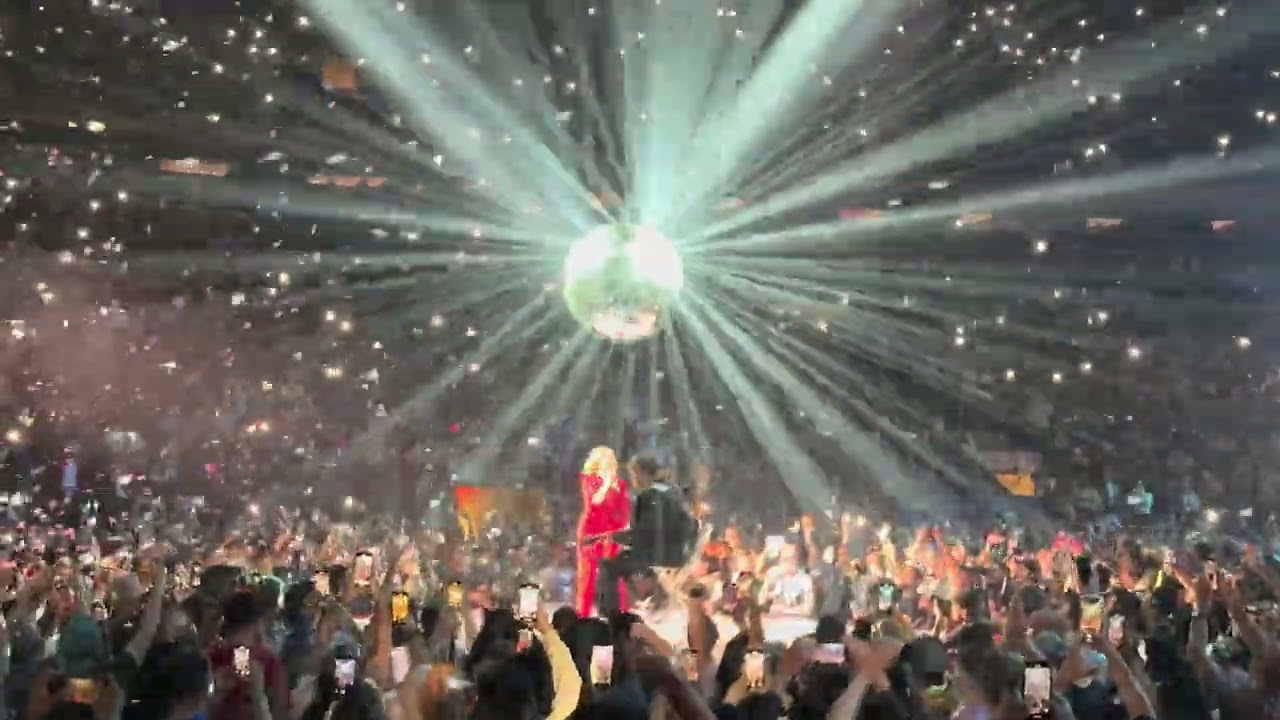 Kylie Minogue : Tension Tour live at Madison Square Garden, Saturday April 5th, 2025