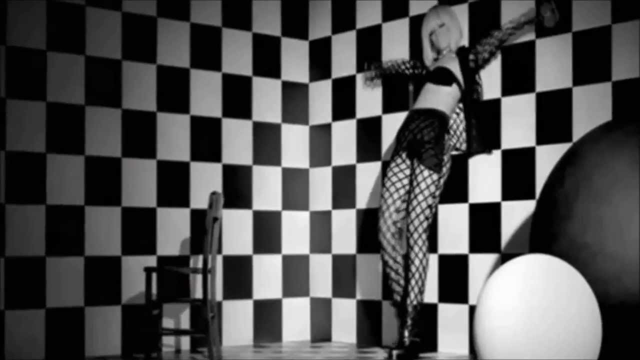Rihanna - You Da One (MTV Version)