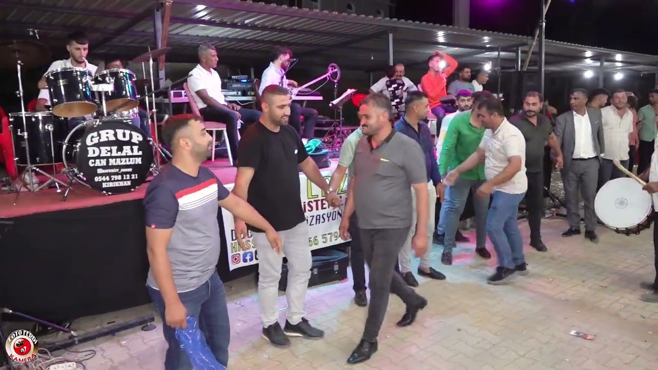 Yalankoz köyü Kozalak Ailesi düğününden Foto Ferdi Kamera Kalitesiyle orkestra grup delal can mazlum