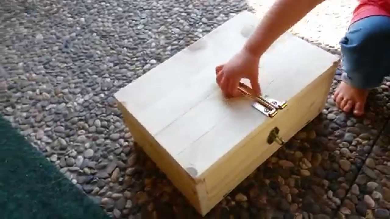 Einfache Holz Schatzkiste