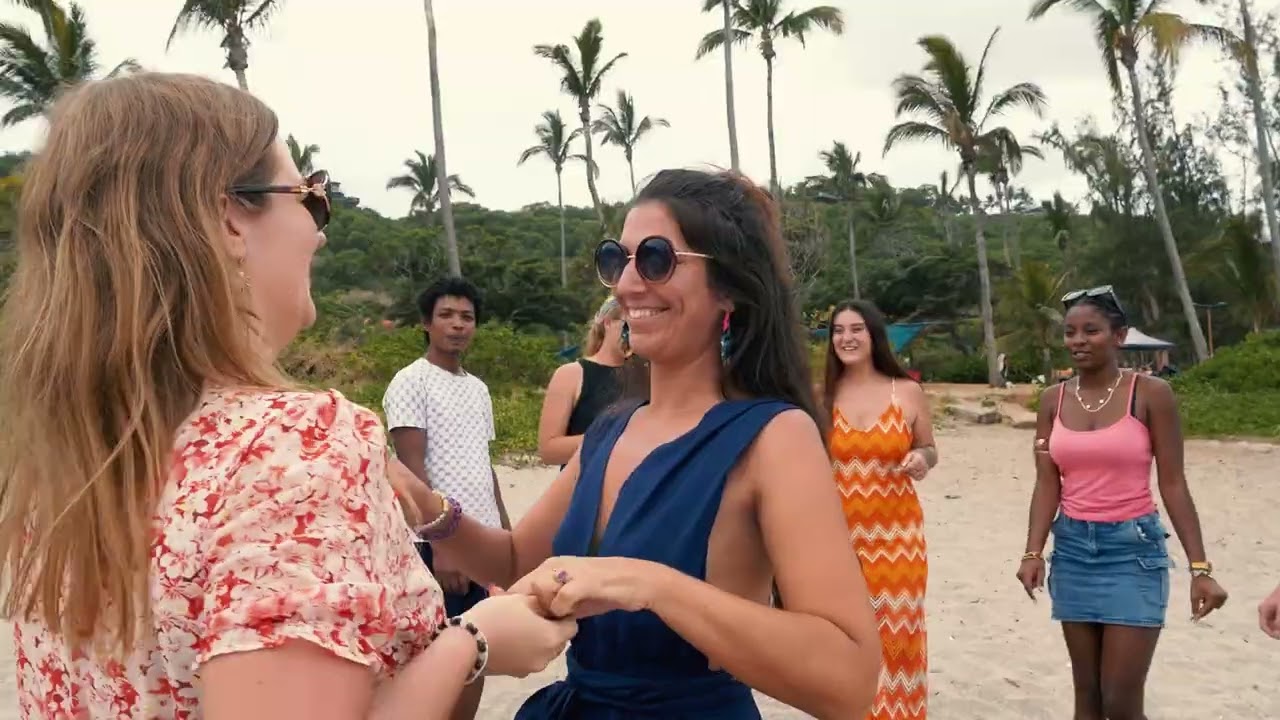 Nolo x Molly   Zouk&eacute; Clip