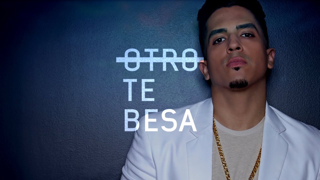Jr - Otro Te Besa (Lyric Video) Bachata 2015