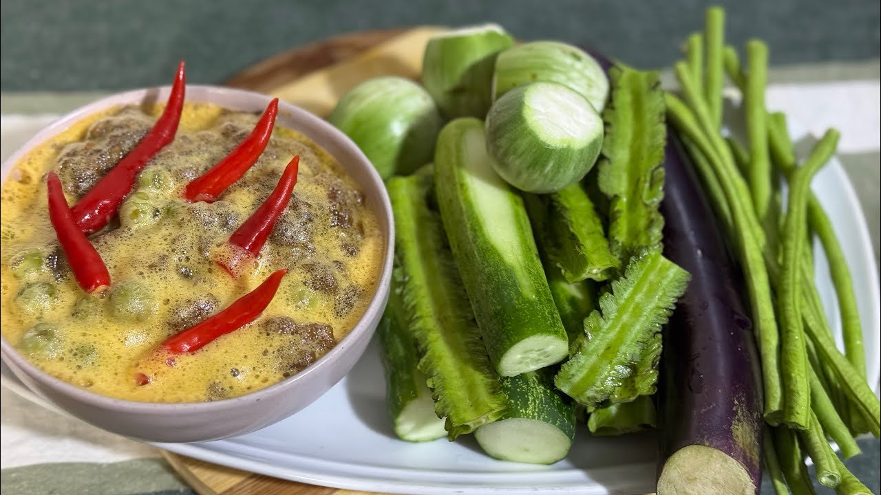 Prahok Ktih ប្រហុក​ខ្ទិះ 🥶