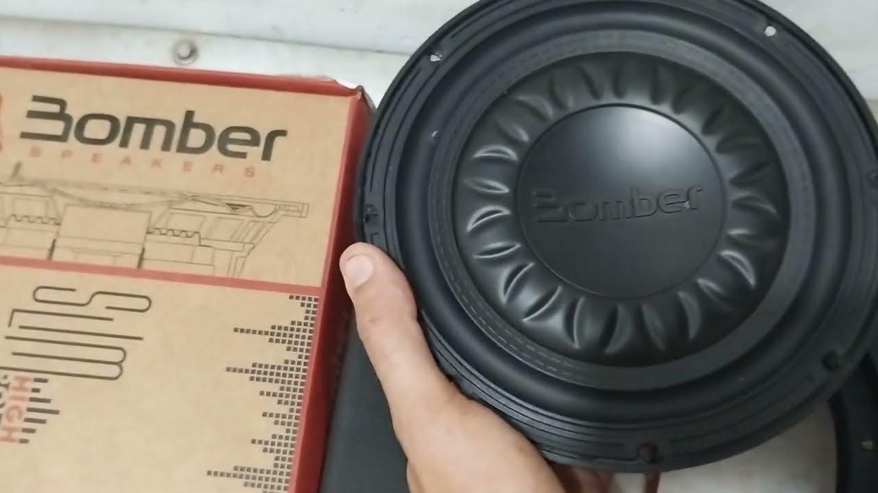 Subwoofer Bomber Slim High Power 300W RMS 4 Ohms Bobina Simples Vale a Pena?
