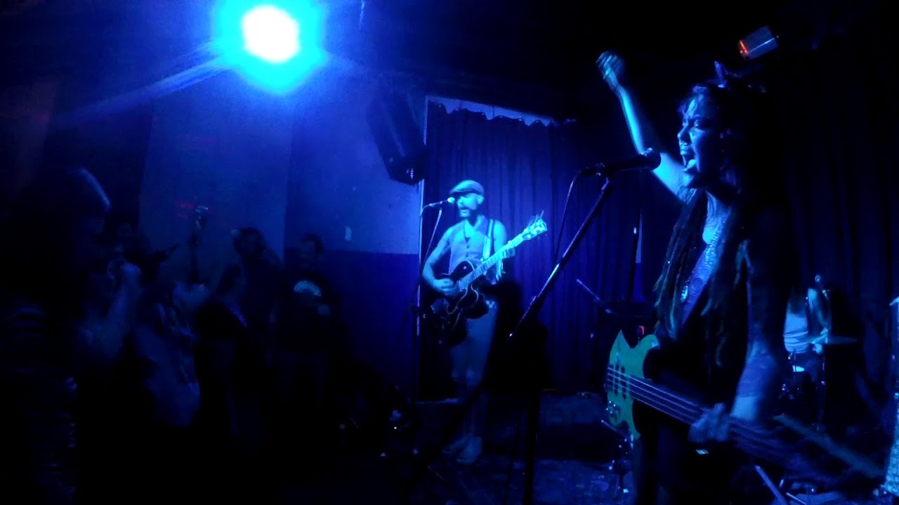 Jolene (Dolly Parton) - The Sensitives, punkrock cover
