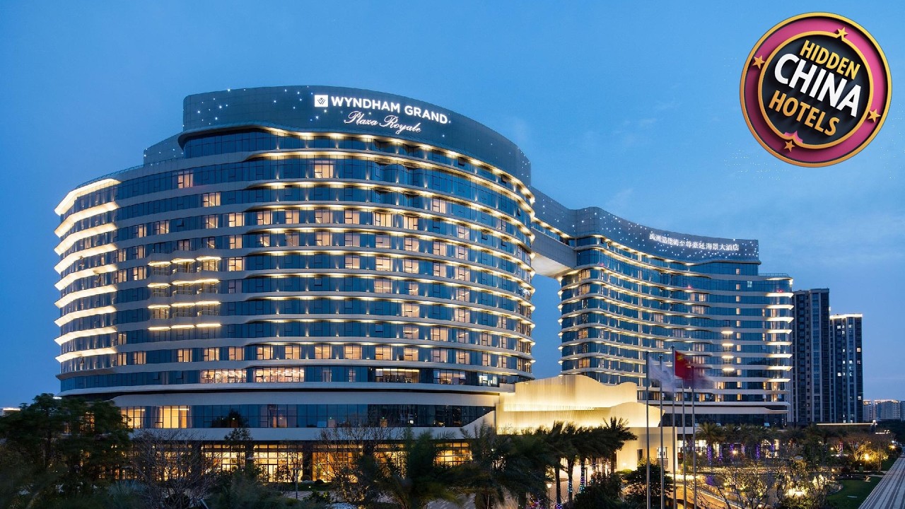 Wyndham Grand Plaza Royale Yuzhou Xiamen | Xiamen, China | Hotel Review 🏨