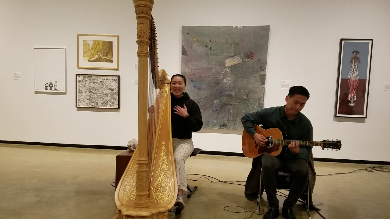Beautiful sounds of harp and guitar.
