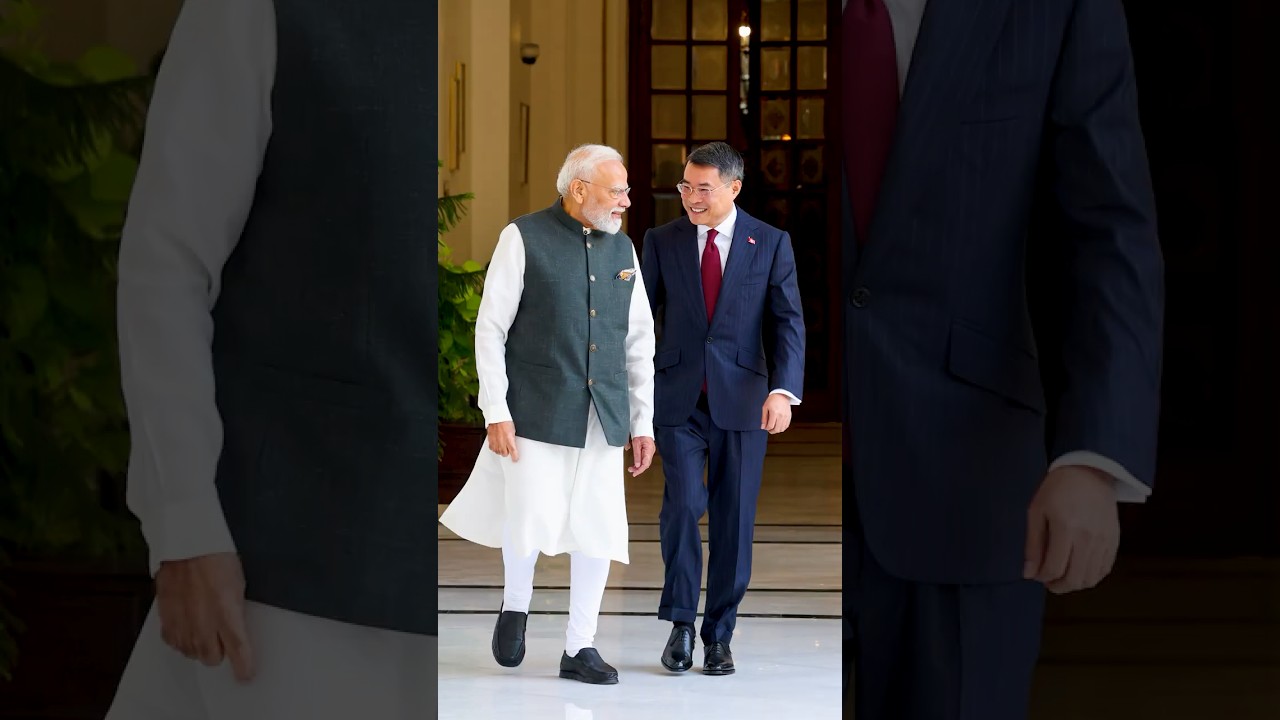 PM Modi holds a meeting with Prime Minister Le Minh Hung of Vietnam | #brics | #shorts