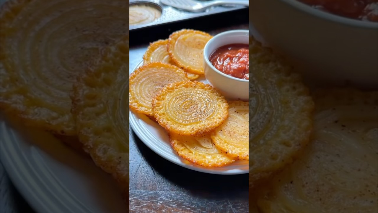 Cheddar Onion Ring Chips